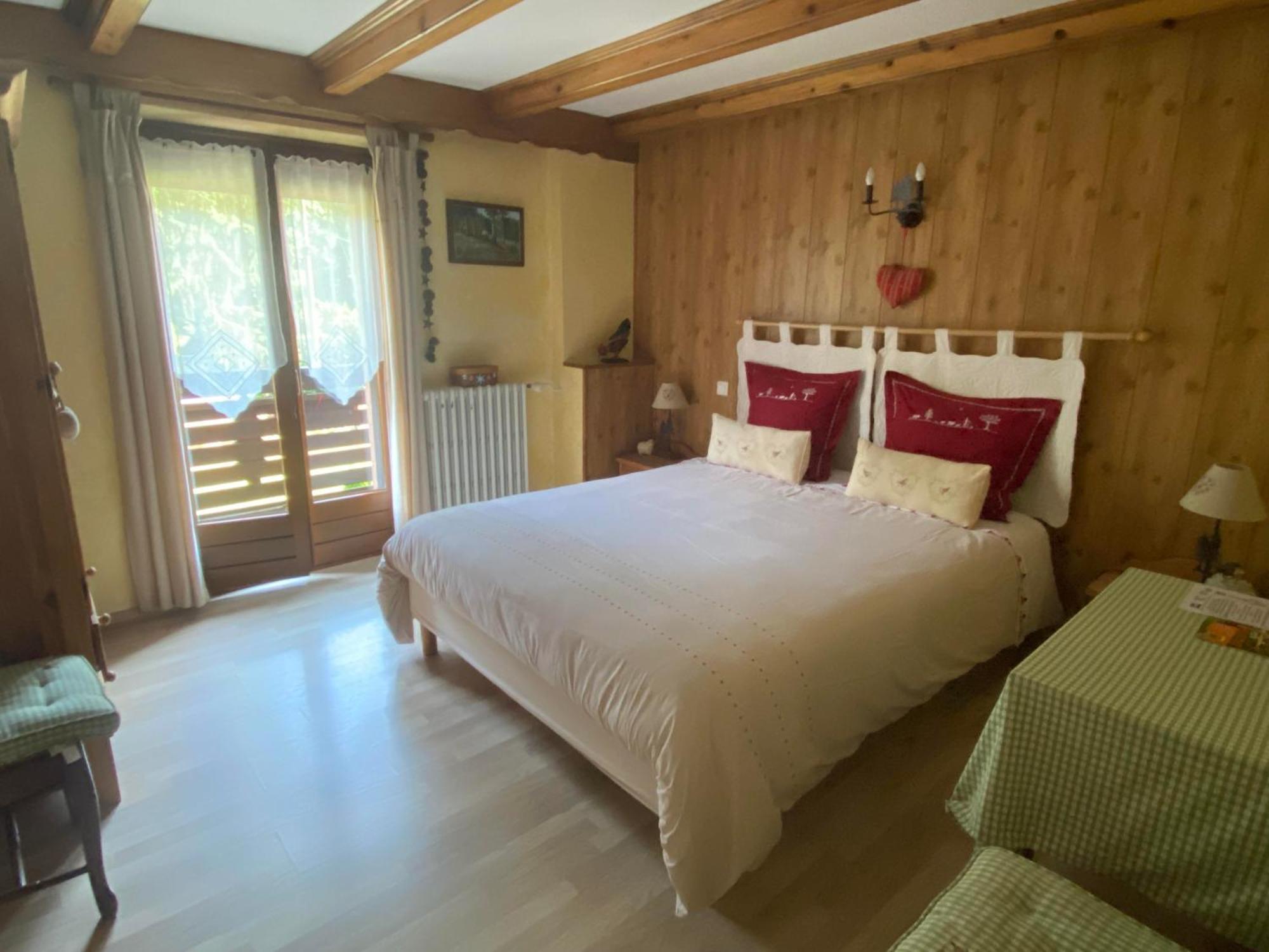 Chambres D'Hotes Des Cascades St-Nicolas Kruth Екстер'єр фото