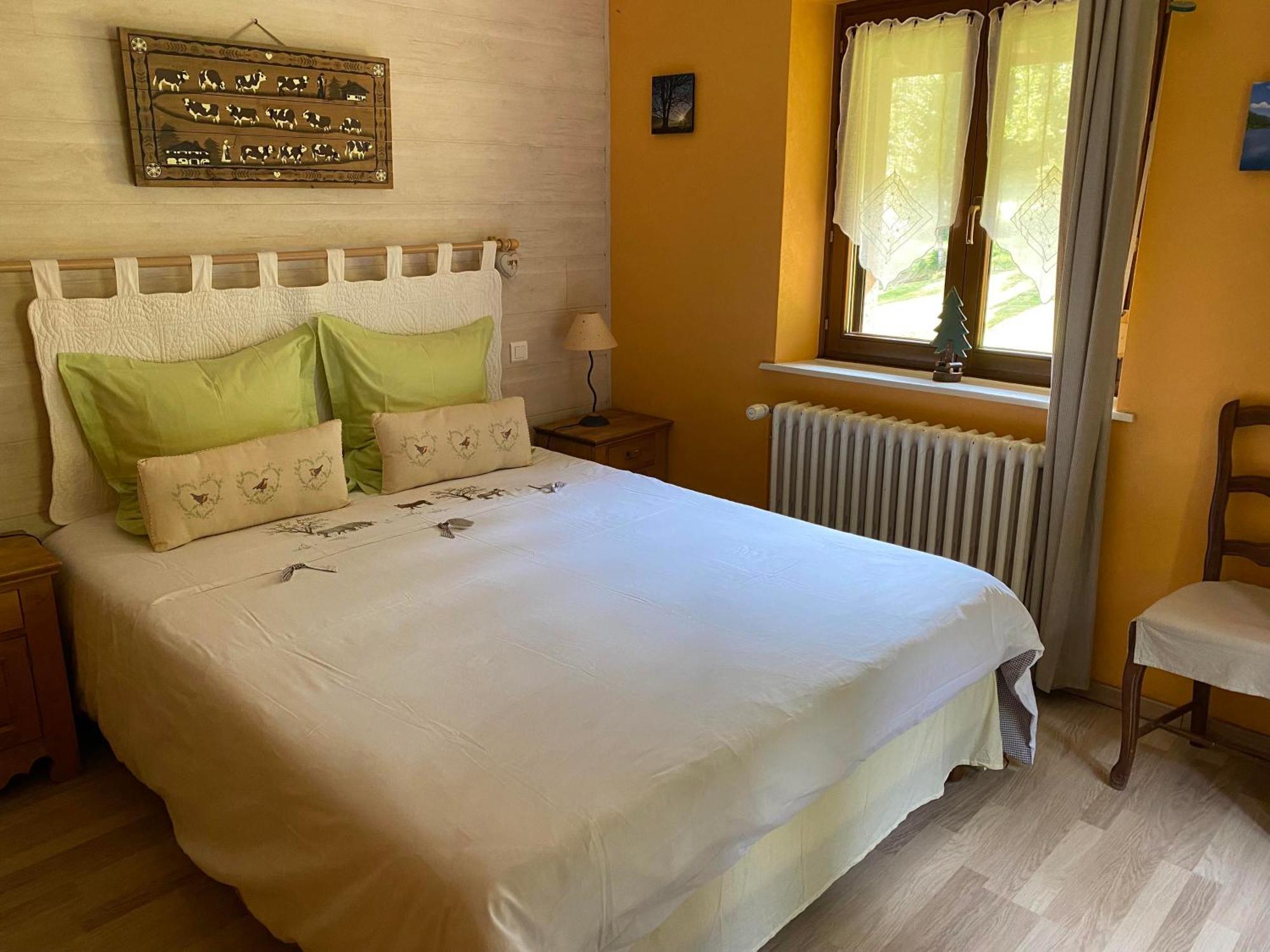 Chambres D'Hotes Des Cascades St-Nicolas Kruth Екстер'єр фото